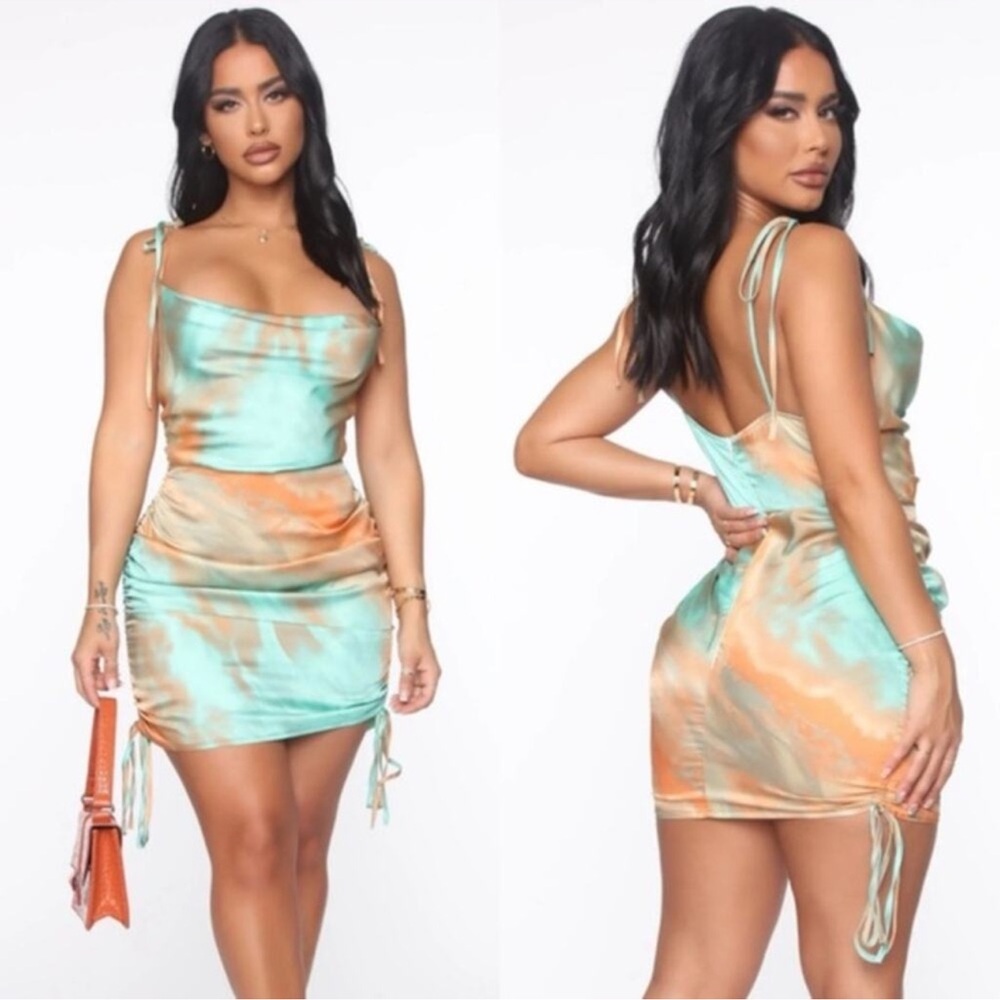 BNWT FASHION NOVA Women’s Satin Mini Dress